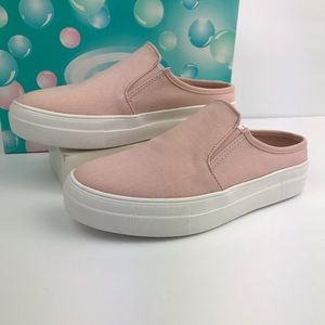 SODA Slip On Sneaker Pink Canvas Upper